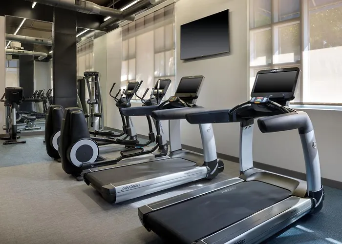 Aloft By Marriott Downtown 3*