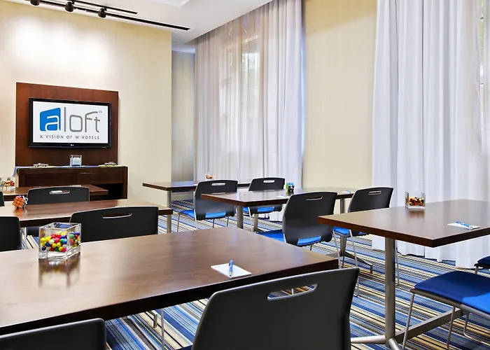 Hotel Aloft By Marriott Downtown 3*