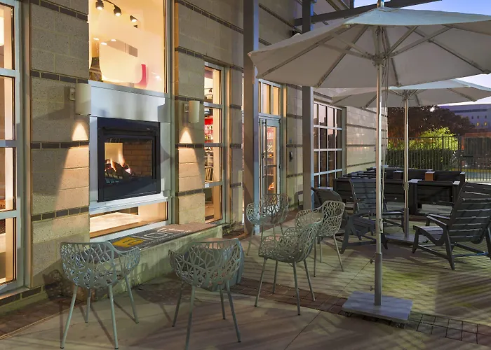 Aloft By Marriott Downtown 3*