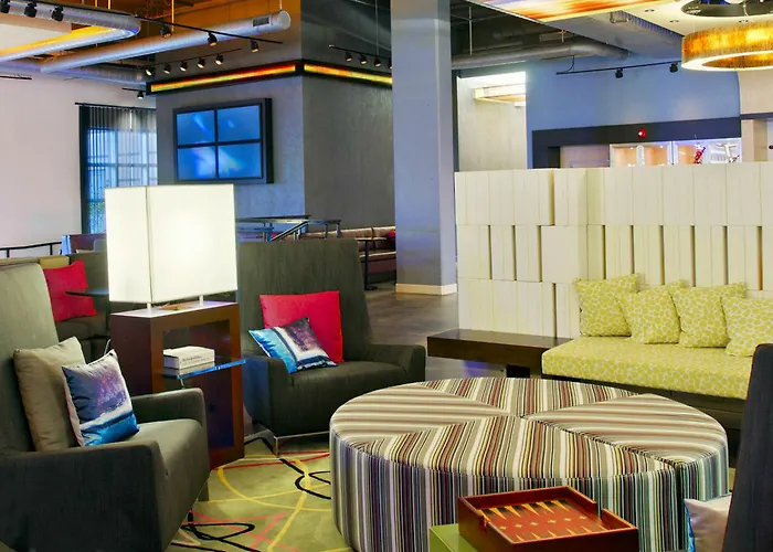 Aloft By Marriott Downtown 3*